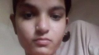 Selfie Bugil Desi Cewek Desa Seksi Bikin Ngaceng