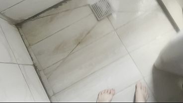 Gue Nemu Dildo Di Kamar Mama Tiri Arab, Terus Gue Kasih Cobain Kontol Asli.