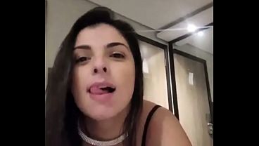 Bawa Pulang Guru Brasil Istri Anakku Yang Sudah Menikah, Si Nakal Itu Punya Memek Basah Kuyup Dan Selingkuh Dari Suami Yang Tertipu.